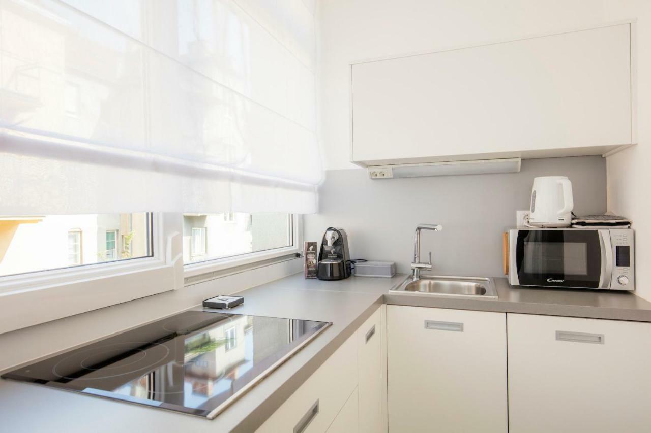 Apartments N10 ซาเกร็บ ภายนอก รูปภาพ