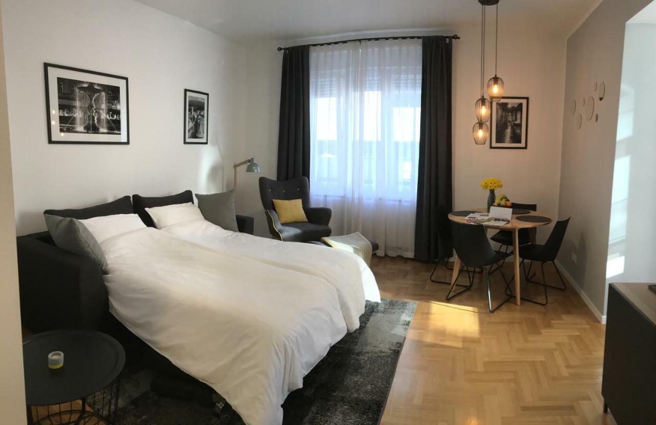 Apartments N10 ซาเกร็บ ภายนอก รูปภาพ